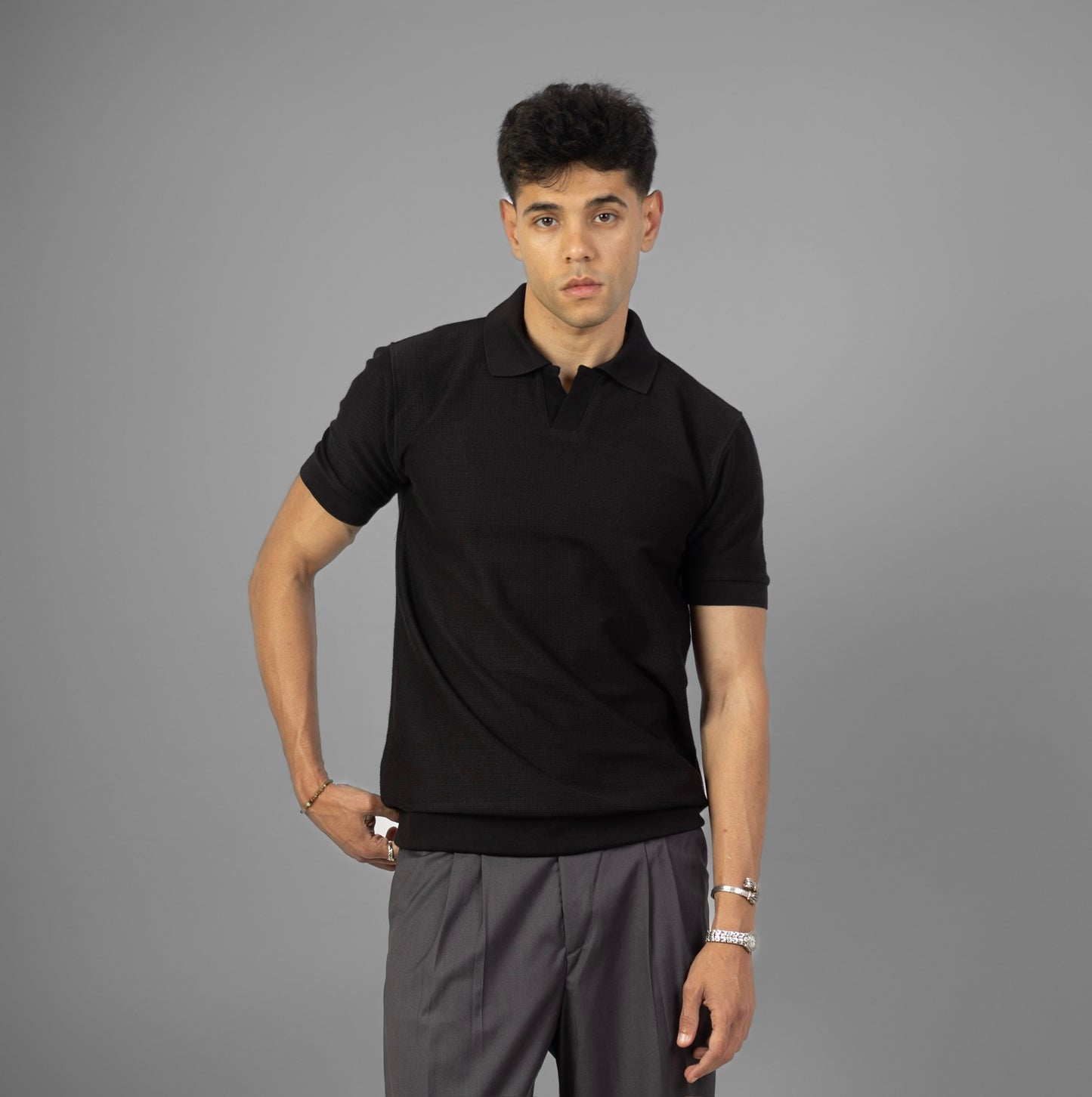 Buttonless Knit Polo- Black