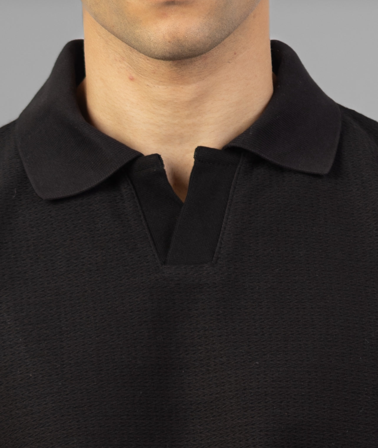 Buttonless Knit Polo- Black