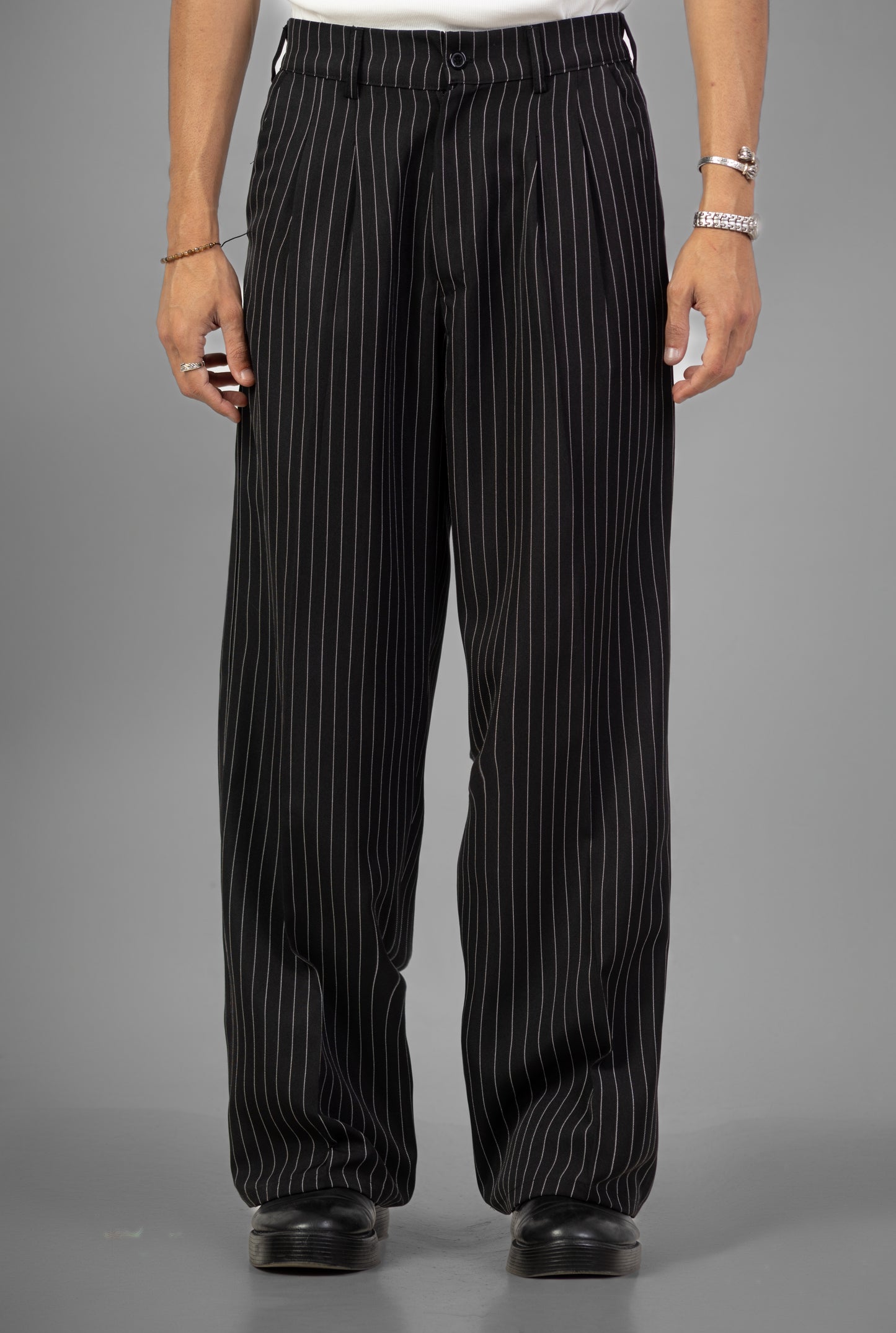 Pinstriped Wide-Leg pants- Black