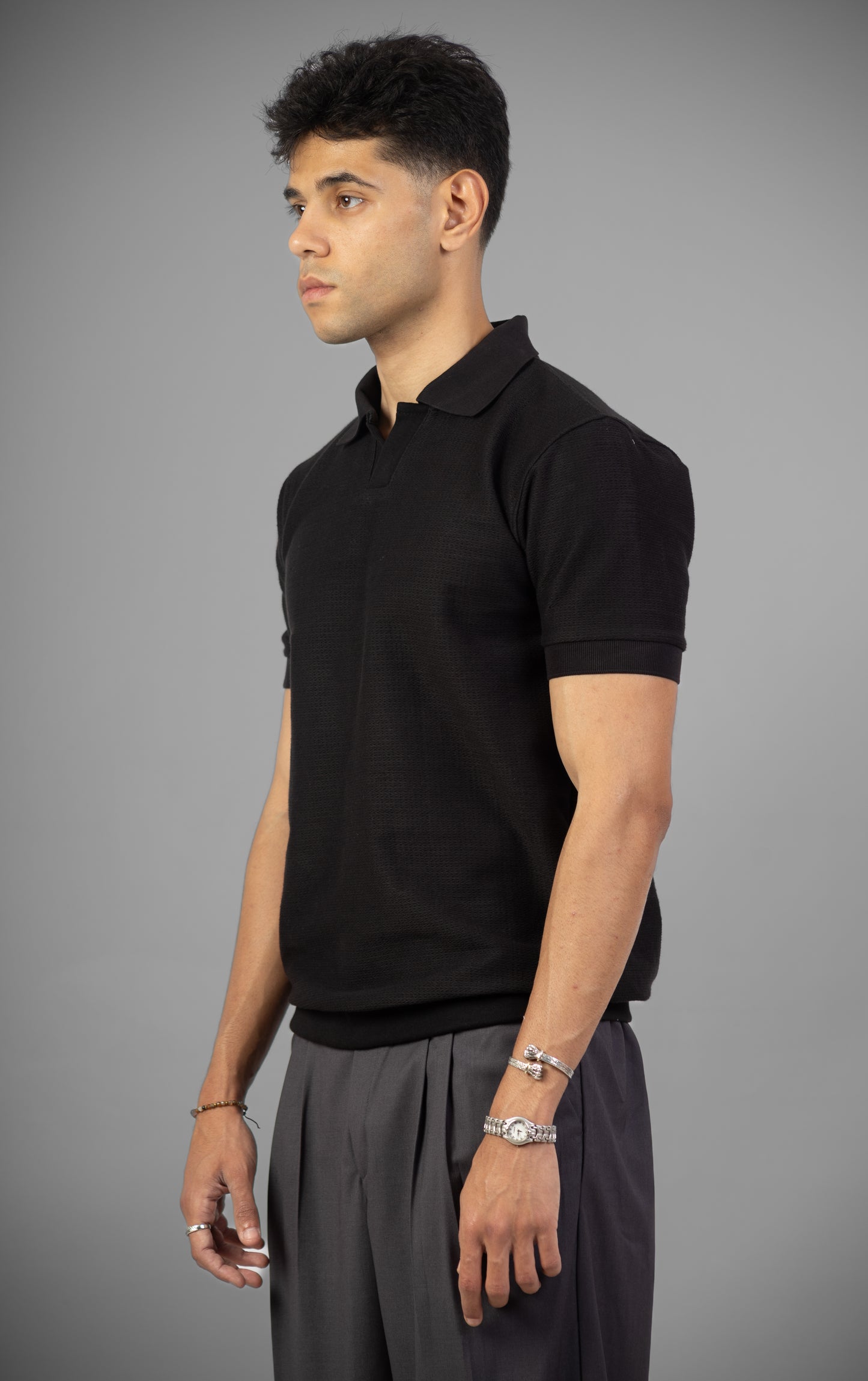Buttonless Knit Polo- Black