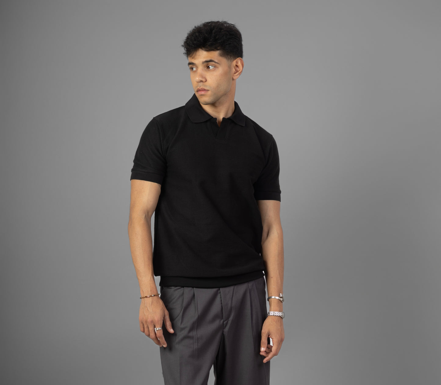 Buttonless Knit Polo- Black