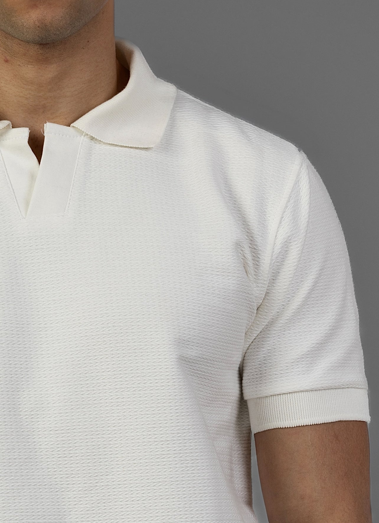 Buttonless Knit Polo- White