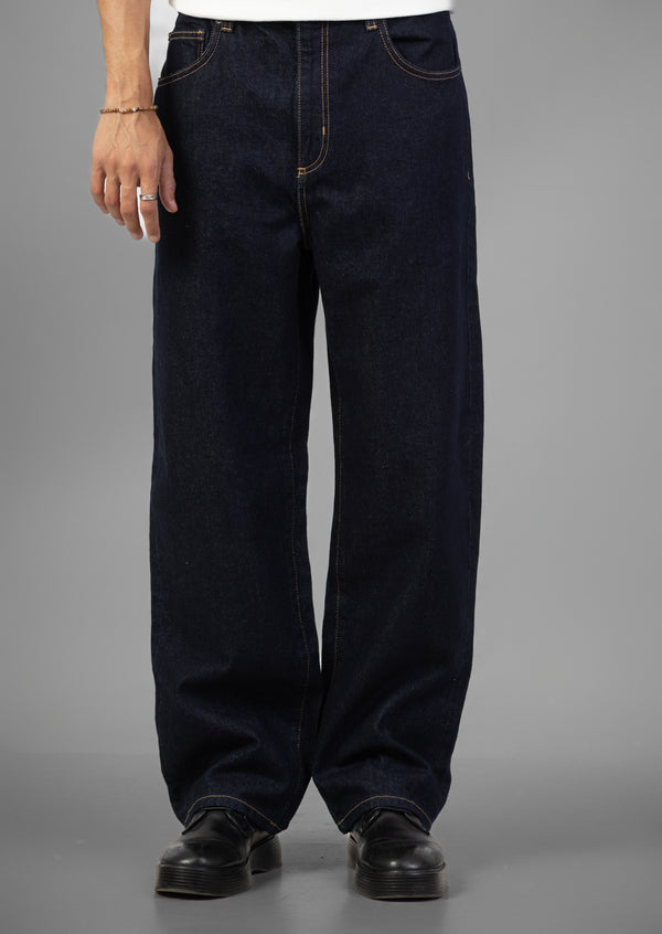Loose Fit Raw Denim
