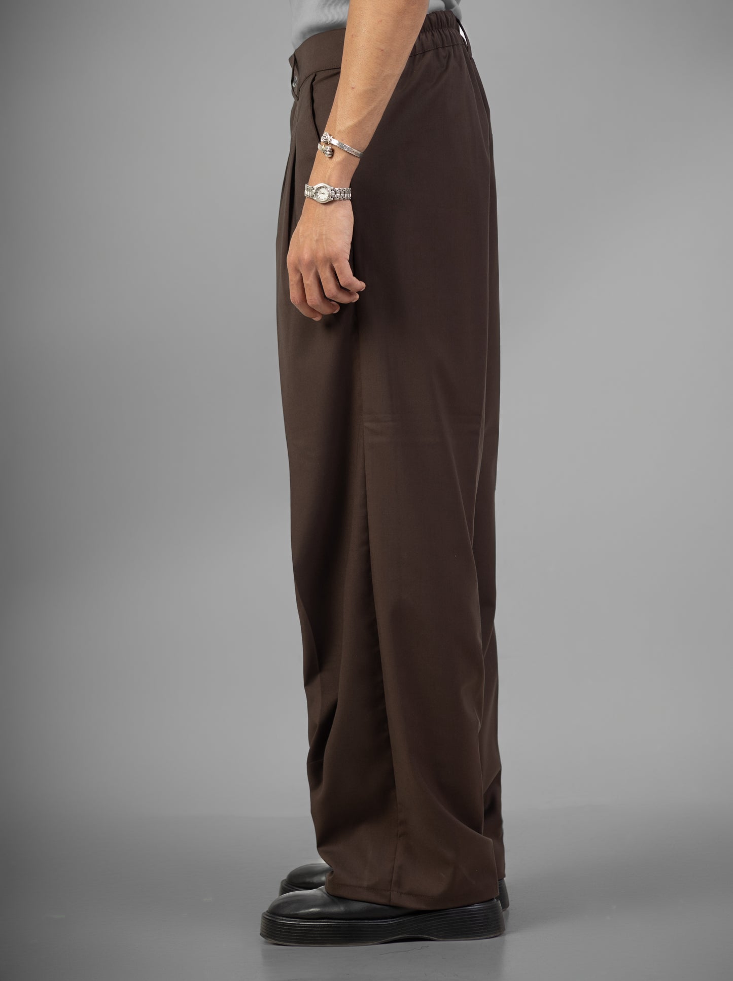 Tailored Wide-Leg Pants- Brown